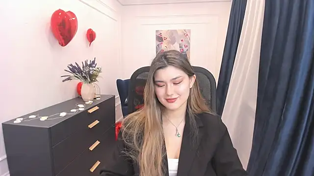 AnneTLi online show from February 15, 3:53 am