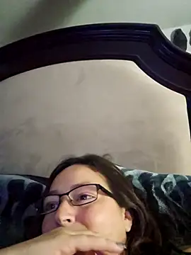 Snapshot of angelbaby1998 chatting on September 26, 8:17 pm angelbaby1998 online show from September 26, 8:17 pm