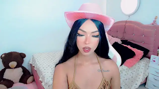 Tanedra collings online show from September 25, 4:00 am