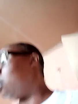 ZOQULUx online show from March 15, 1:35 pm