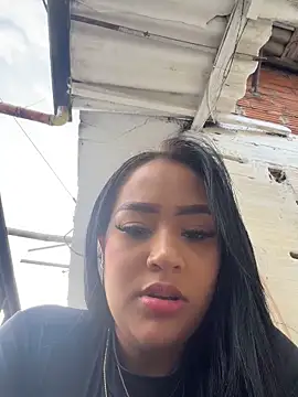 Luisa Fernandaa online show from April 12, 10:01 pm