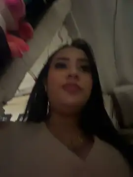 Luisa Fernandaa online show from April 10, 11:55 pm