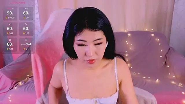 Wendy  Hills online show from February 27, 10:37 am