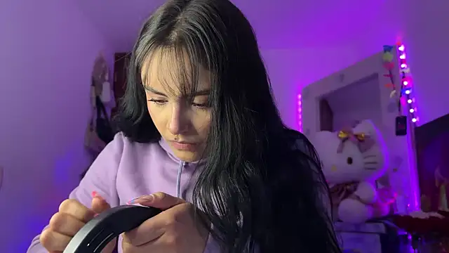 salome polaniiee online show from December 2, 6:59 am