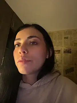 i am nina  online show from May 28, 3:04 am