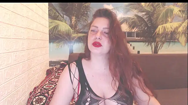 Snapshot of Queen__Natasha chatting on October 23, 8:26 pm Queen Natasha online show from October 23, 8:26 pm