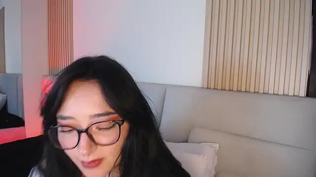 Miss Loise online show from October 22, 4:28 am