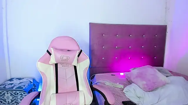 OSORIOMAFE online show from February 24, 2:55 am