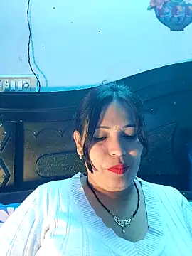 Poojabhabi101 online show from February 4, 6:16 am