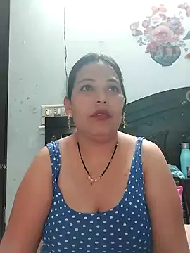 Poojabhabi101 online show from March 10, 6:06 am