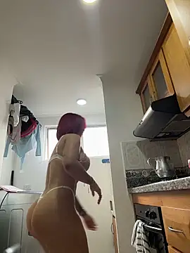 zafiro mo0n online show from March 16, 10:03 pm