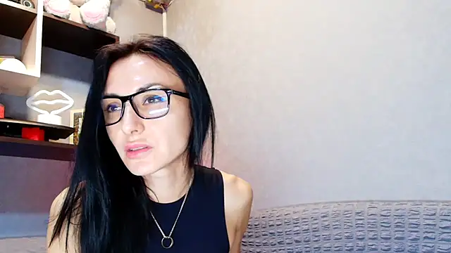 Snapshot of Siaconna chatting on September 9, 6:02 am Siaconna online show from September 9, 6:02 am