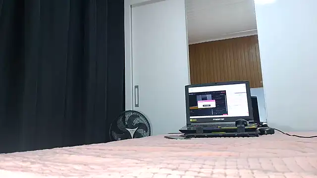 Kellynha Sweet online show from April 5, 2:32 am