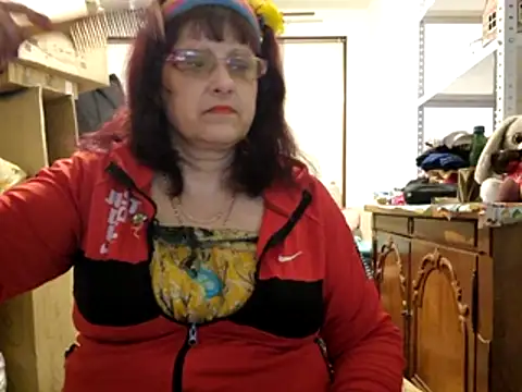 Samantha Squirtxh online show from March 11, 12:15 am