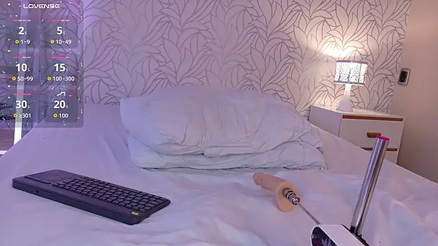 ayy falcon online show from February 13, 8:21 pm