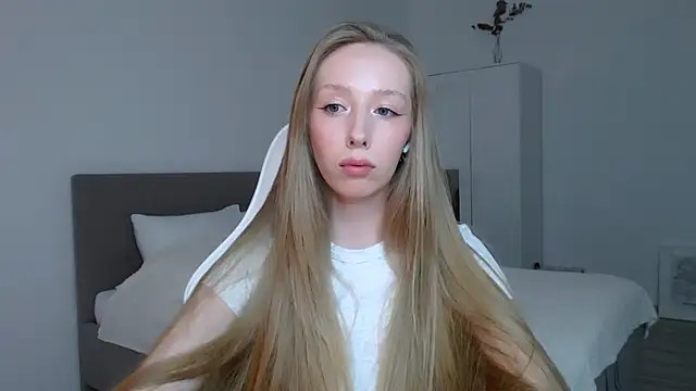 Luna insniity online show from November 2, 7:17 pm