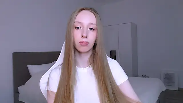 Luna insniity online show from March 13, 10:00 pm