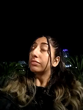 Snapshot of Hotasiansensation chatting on November 2, 1:42 am Hotasiansensation online show from November 2, 1:42 am