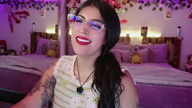 azahar  ziiz online show from January 9, 11:53 pm