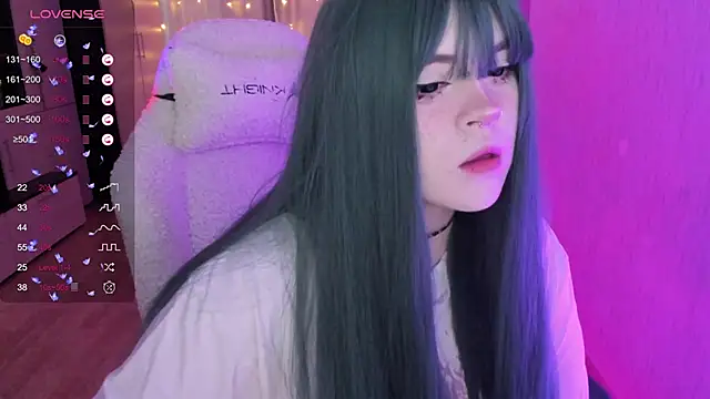 SelenaCute online show from March 27, 5:42 am