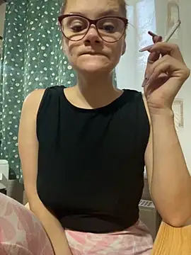 Snapshot of Tasty_Shape chatting on October 13, 4:59 am Tasty Shape online show from October 13, 4:59 am