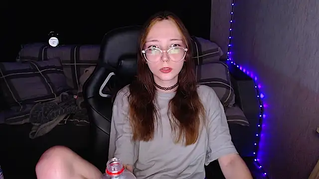 AmeliaKamishiro online show from October 15, 10:23 pm