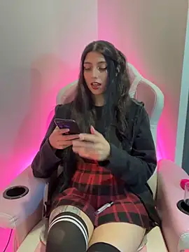 Felicia smok3 online show from May 4, 4:05 am