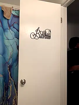 SweetHoneyBunz online show from November 11, 8:39 pm