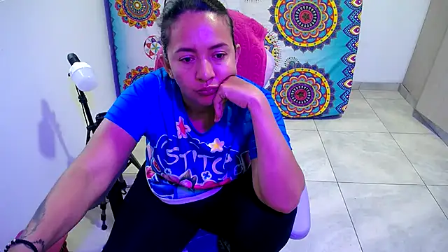 daleska ayala 1 online show from December 15, 10:26 pm