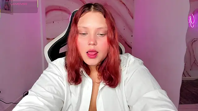 YuliCardona  online show from November 22, 5:26 pm