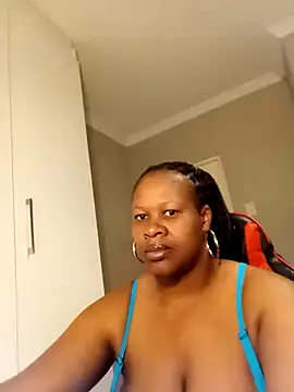 bustylisa1983 online show from March 15, 6:04 am