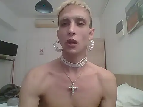 xxxlecram online show from February 3, 8:30 am