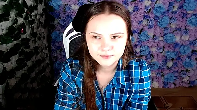 Snapshot of IxxiLiana chatting on September 29, 6:40 am IxxiLiana online show from September 29, 6:40 am