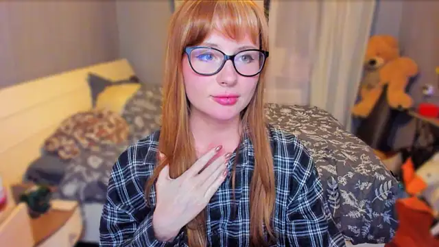 Snapshot of KlementinaBbG chatting on October 6, 8:46 pm KlementinaBbG online show from October 6, 8:46 pm