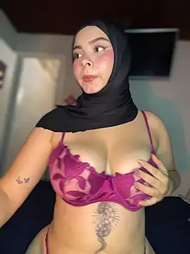 aneesa darzi online show from July 1, 6:29 pm