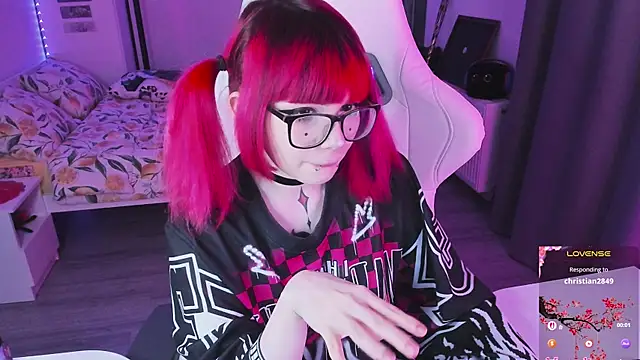 Yumi Youkai online show from March 13, 6:53 pm