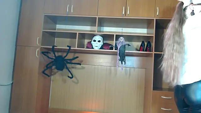 Aqualen online show from October 19, 11:45 am