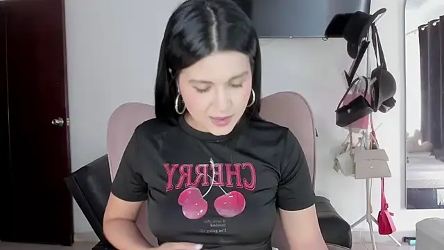 selene king2 online show from March 4, 5:52 pm