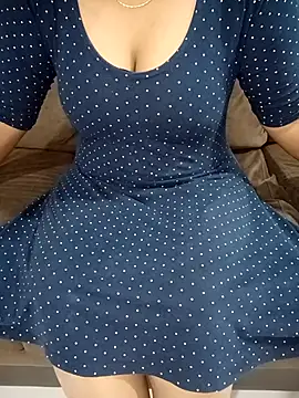 Mounika25 online show from November 11, 9:39 am