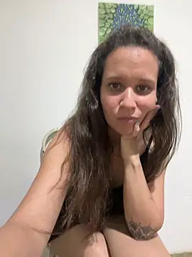 hotcookie28 online show from April 19, 12:10 am