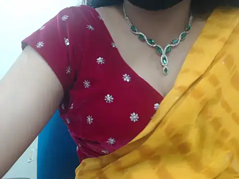 Lovely Siri 23 online show from April 10, 5:19 pm