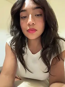 Bellafr online show from February 6, 8:12 pm