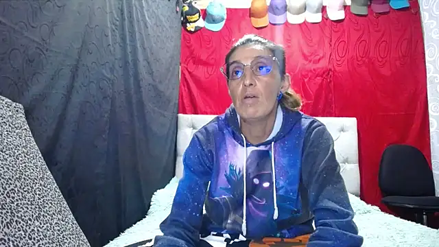 anyu1306 online show from December 16, 10:59 pm