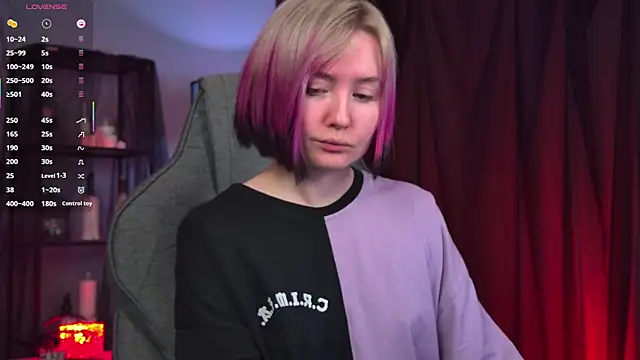 ReiYosimoto online show from April 10, 6:03 pm