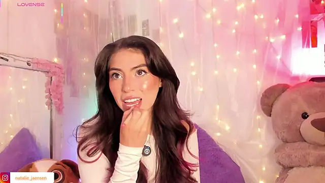 natalie jaensen online show from March 7, 9:33 pm