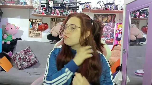 soficammy online show from March 7, 10:39 pm